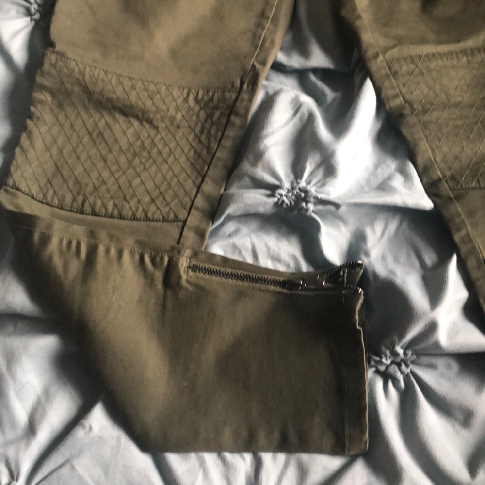 Pants - Picture 3 of 3